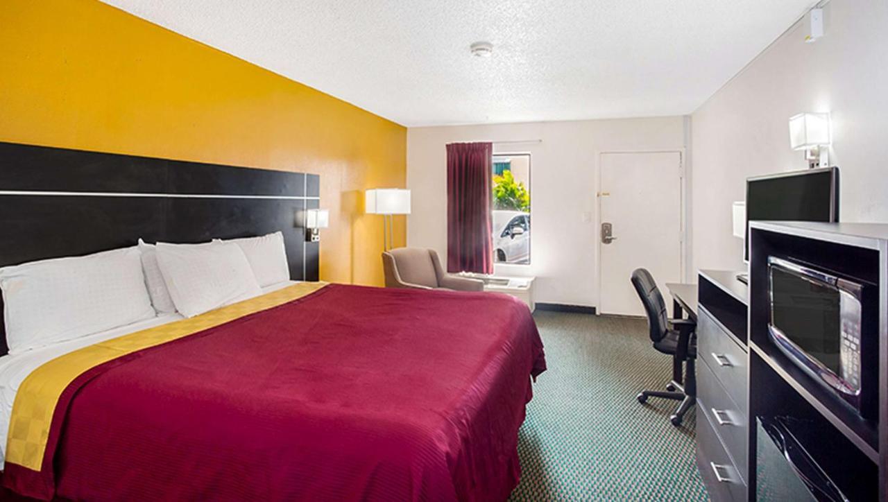 Magnuson Hotel Bradenton Luaran gambar