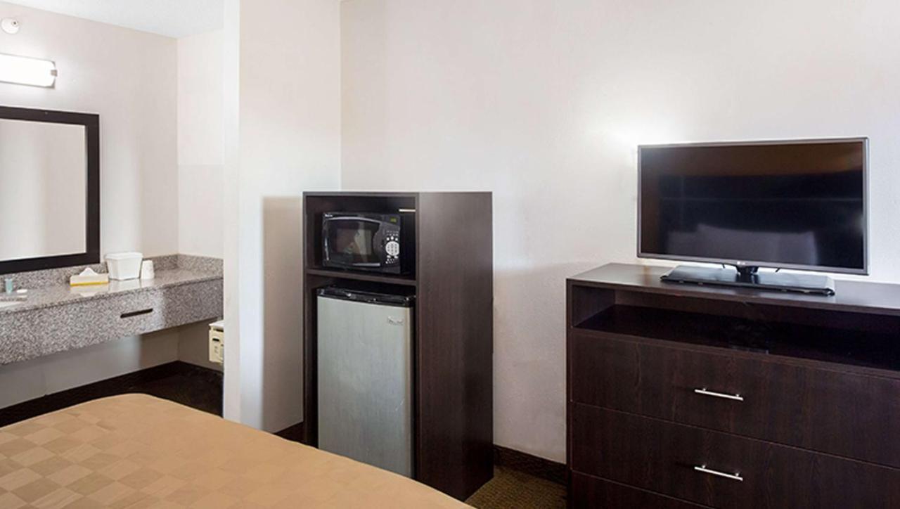 Magnuson Hotel Bradenton Luaran gambar